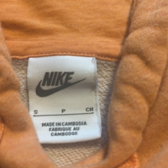 Nike Sportswear Club Fleece Women's Oversized Crop Graphic Hoodie small - Picture 8 of 8